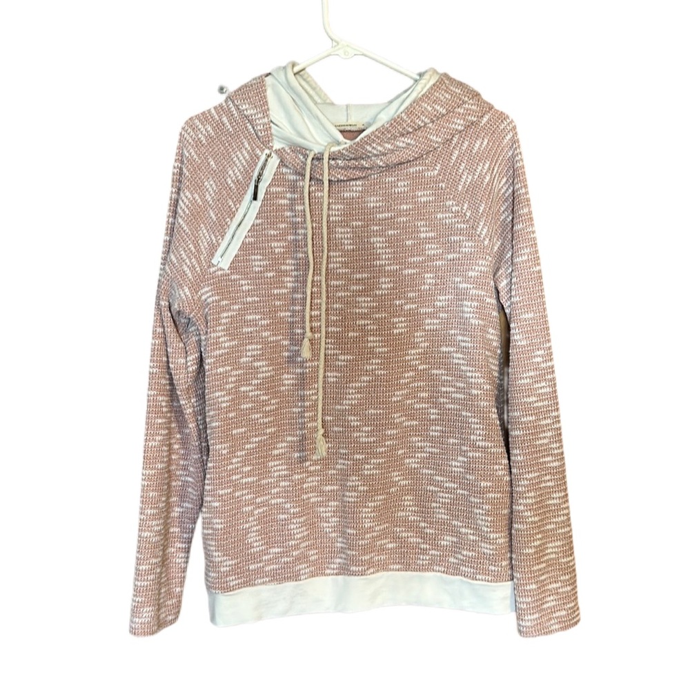 Women’s long sleeved hooded sweater with pockets with asymmetrical zipper